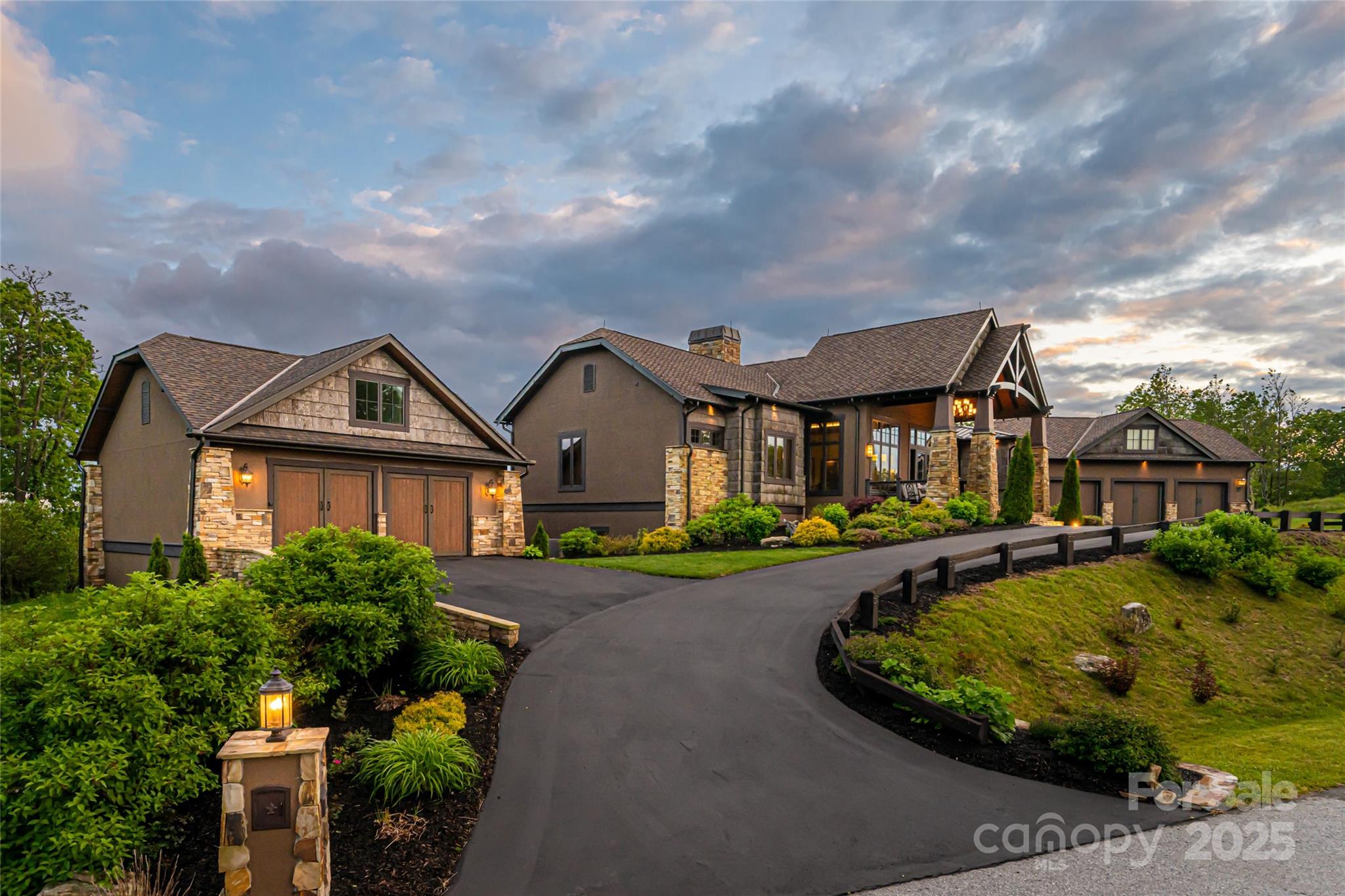 24 Snow Ridge Drive