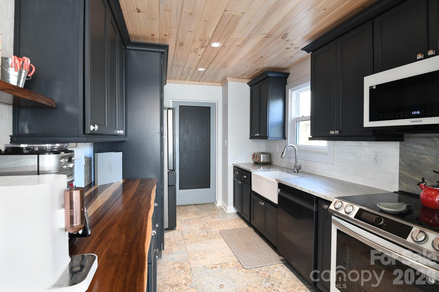 14325 Rocky River Road E