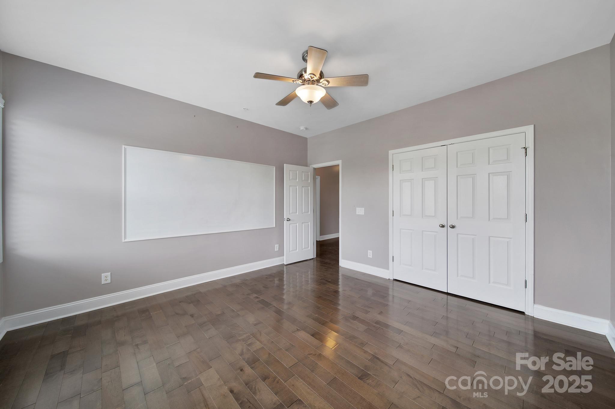 Lake Shore - Residential