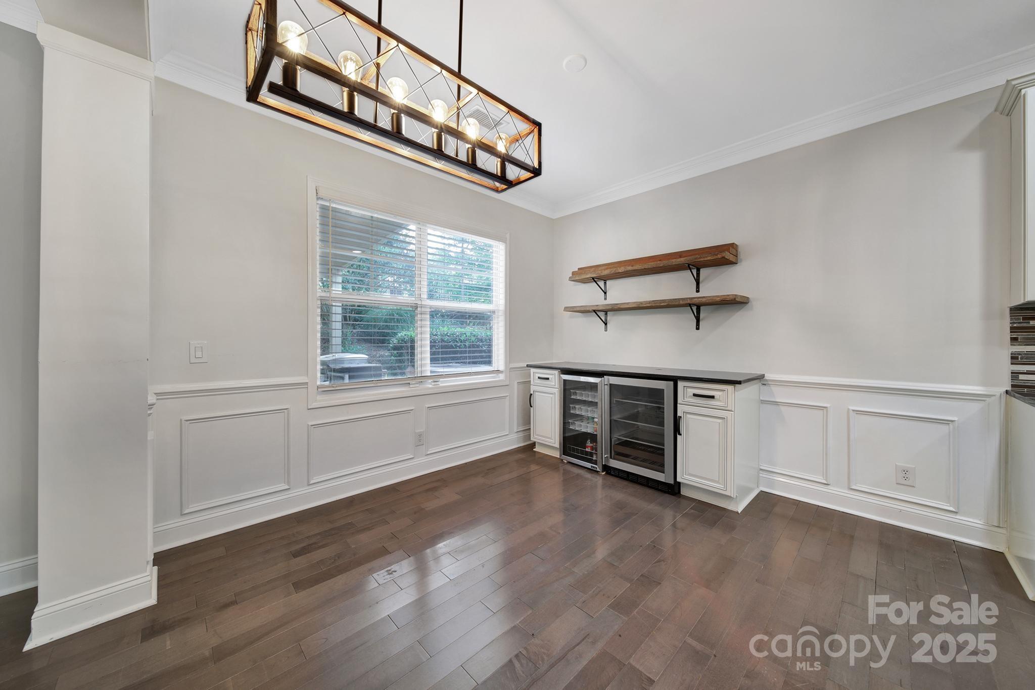 Lake Shore - Residential