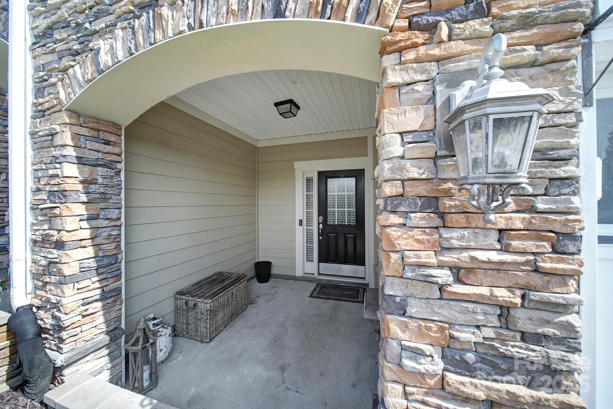 329 Wave Crest Drive