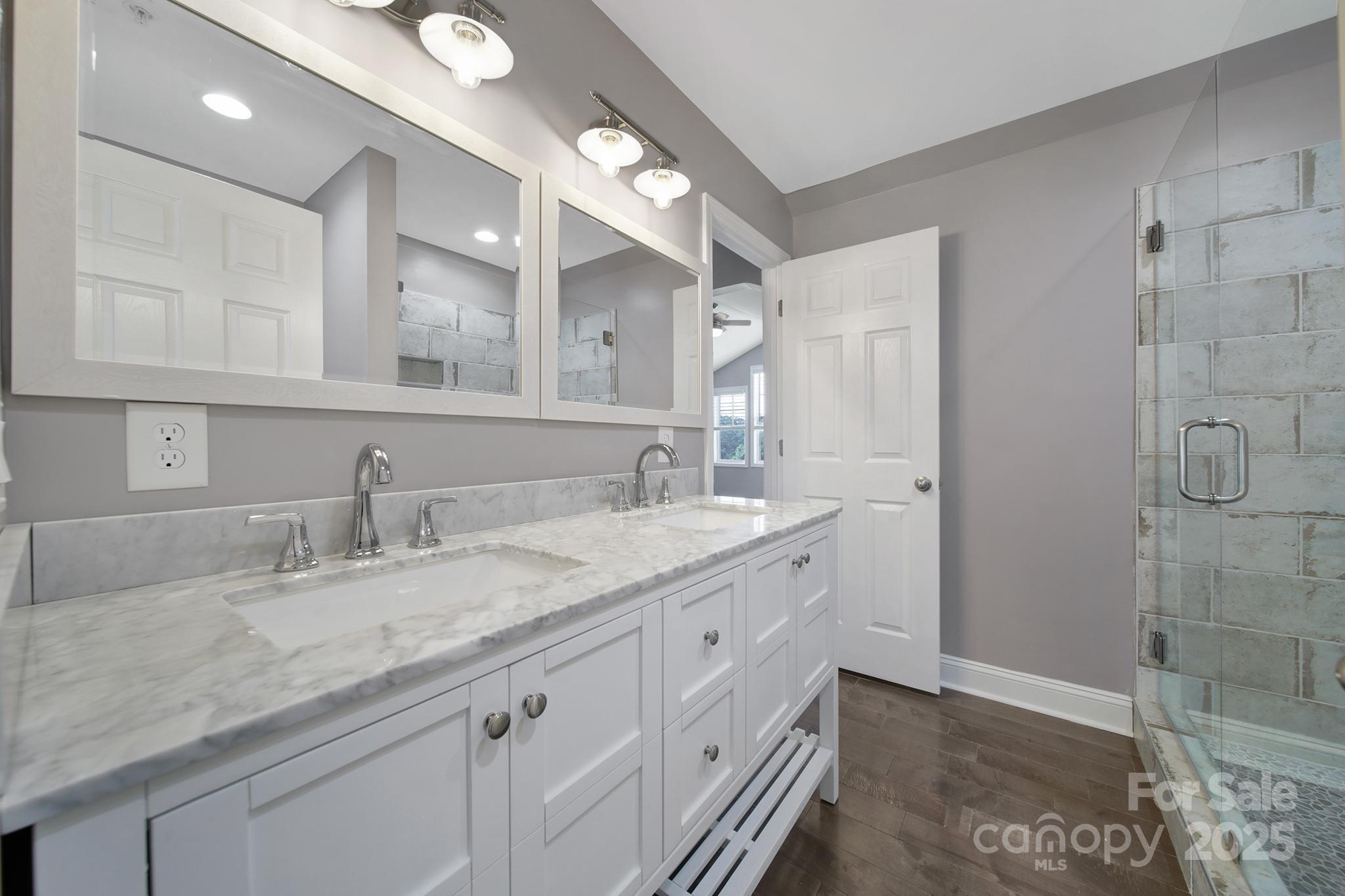 Lake Shore - Residential