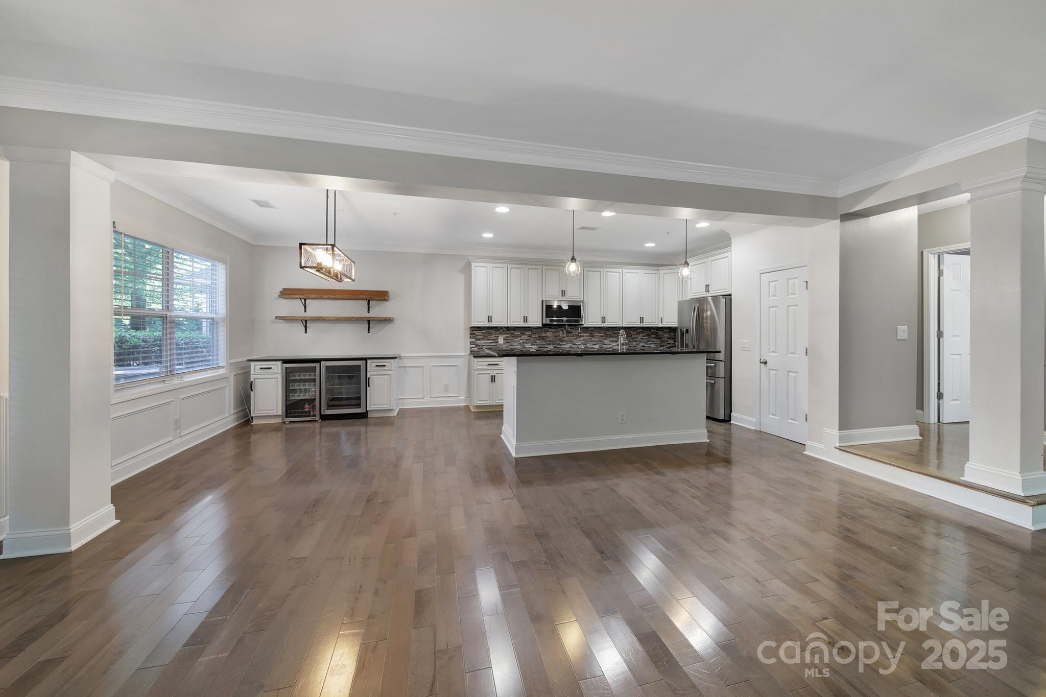 Lake Shore - Residential