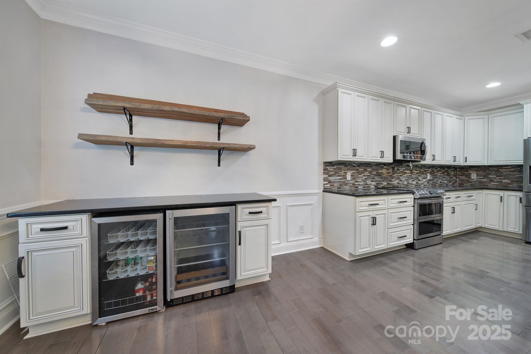 Lake Shore - Residential