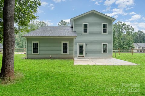 A home in Waxhaw