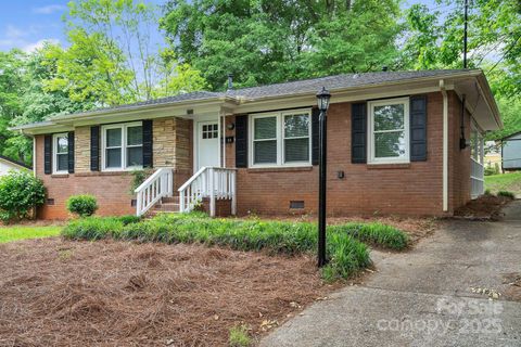 3733 Manchester Drive Charlotte NC 28217