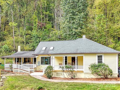 50 Trillium Way Clyde NC 28721