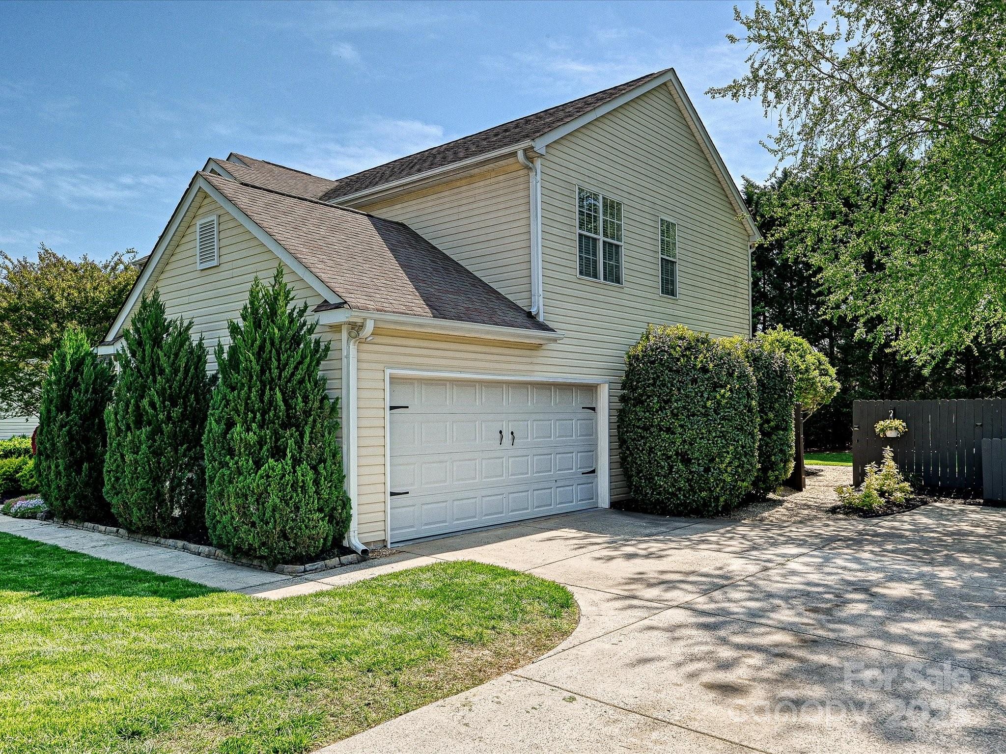 Highland Creek - Residential