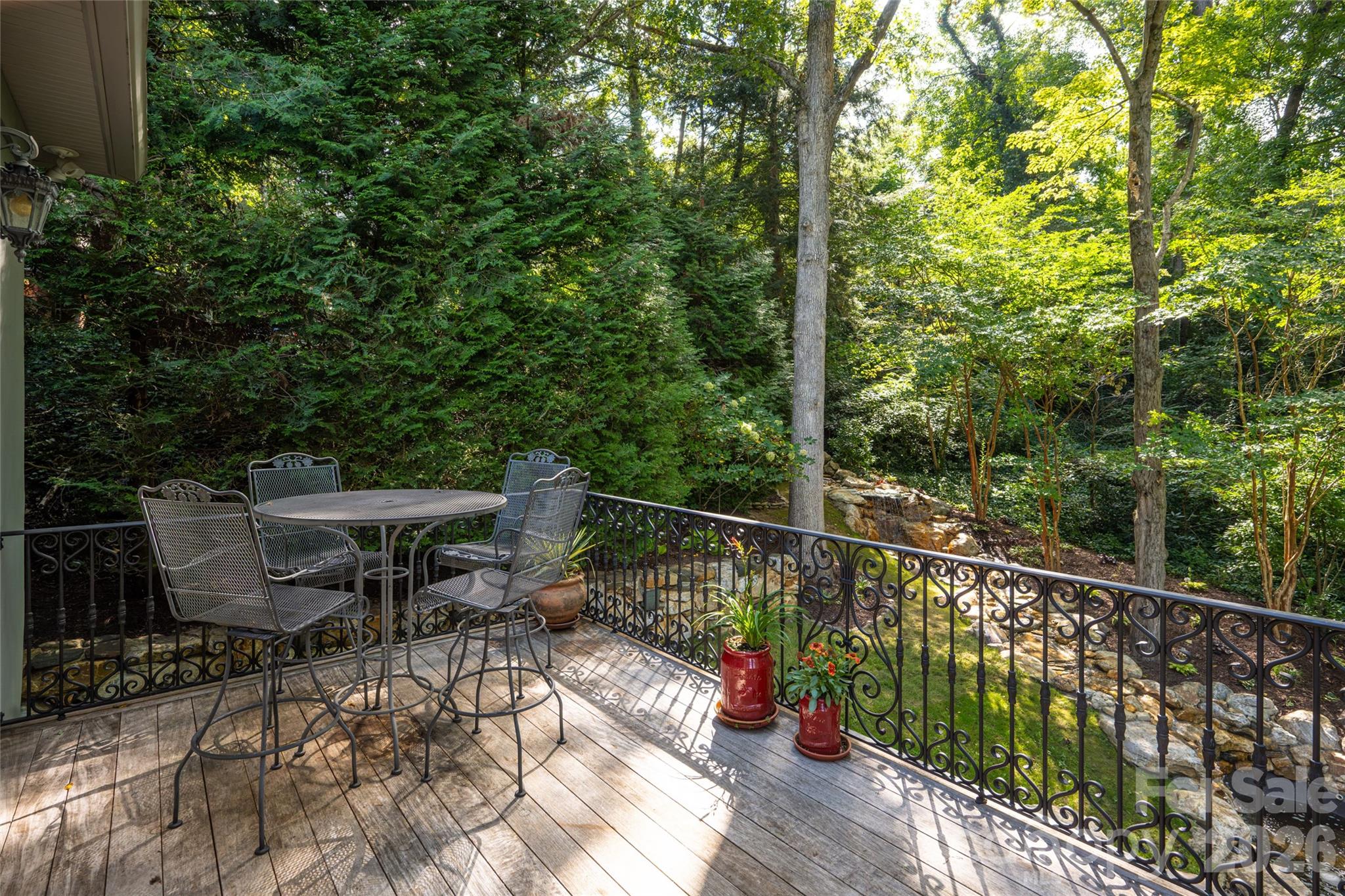 18 Woodlink Road