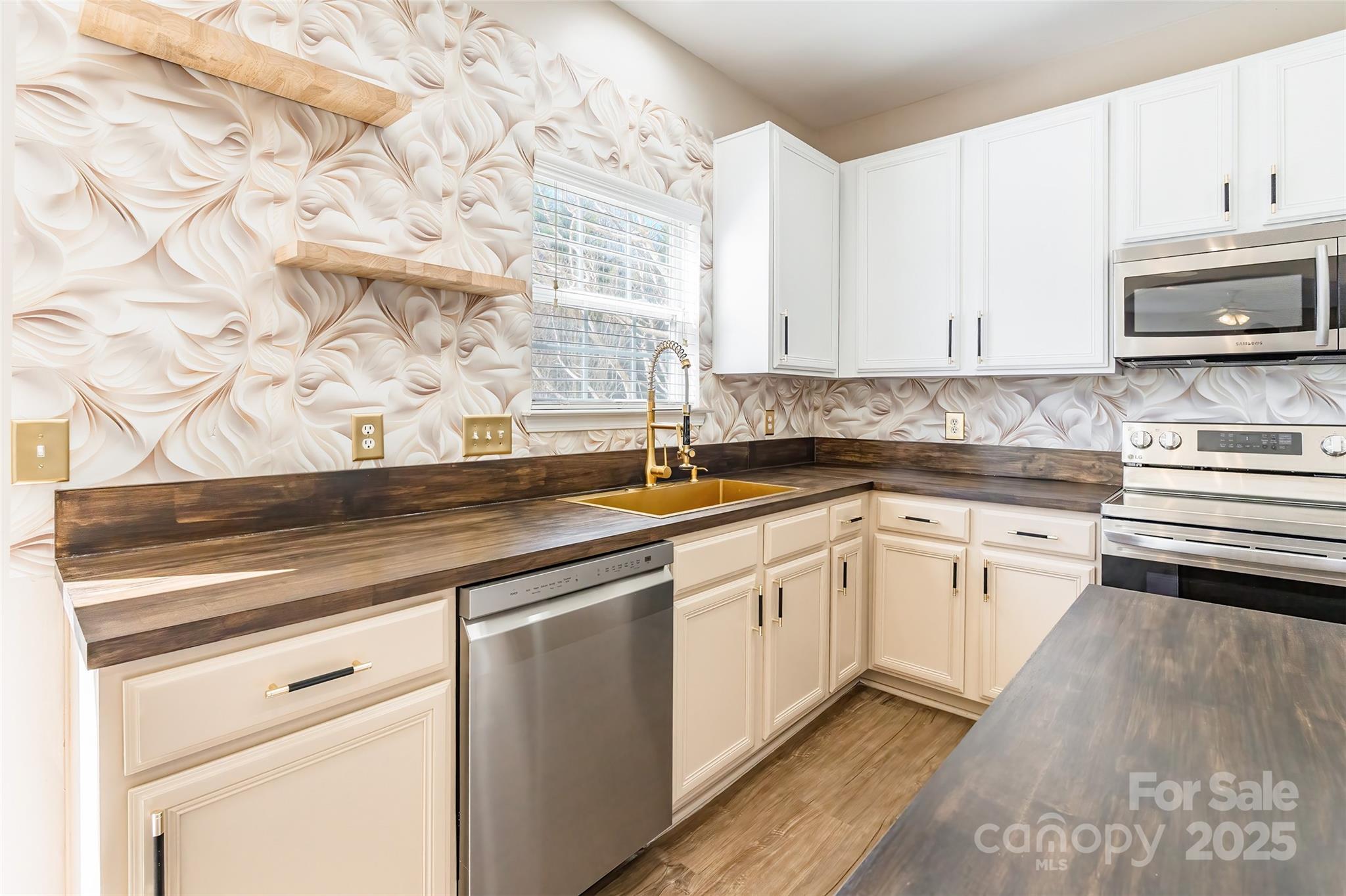 Brook Valley - Residential