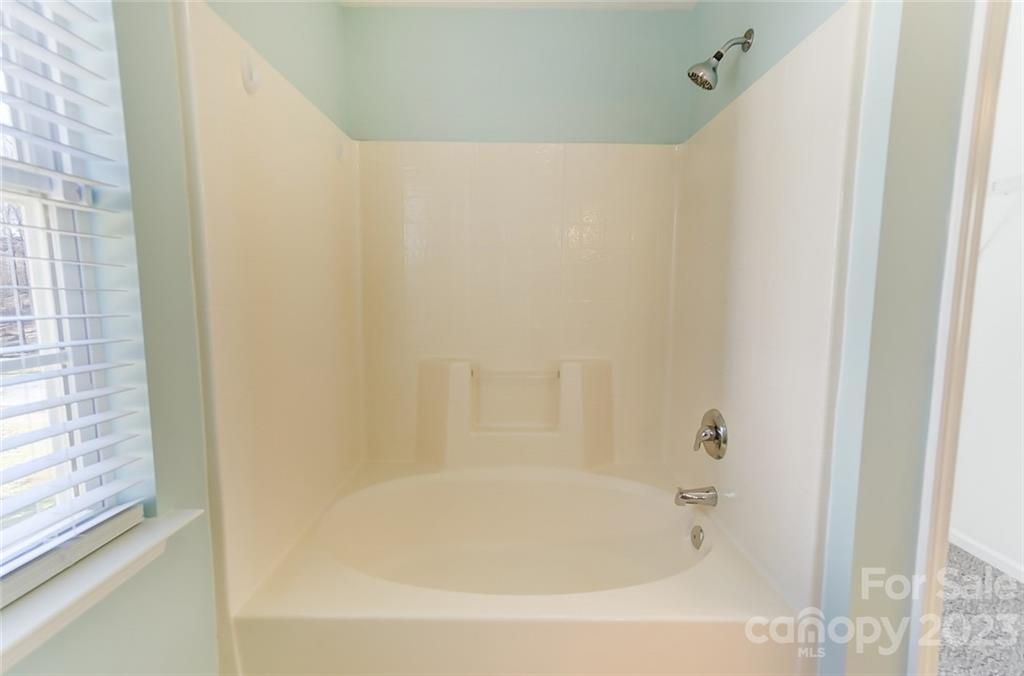 Davis Lake - Residential