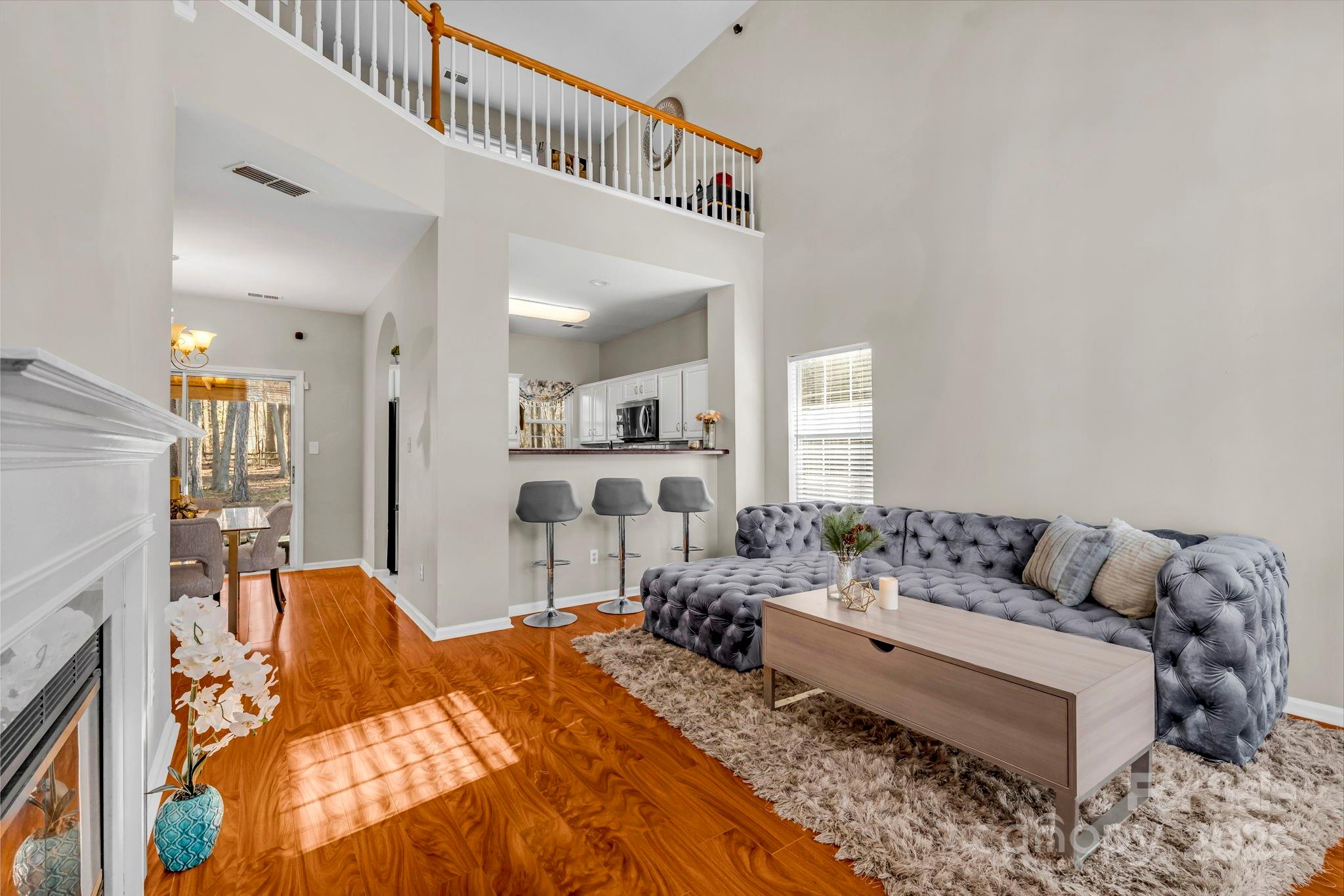 8622 Woodhill Manor Court