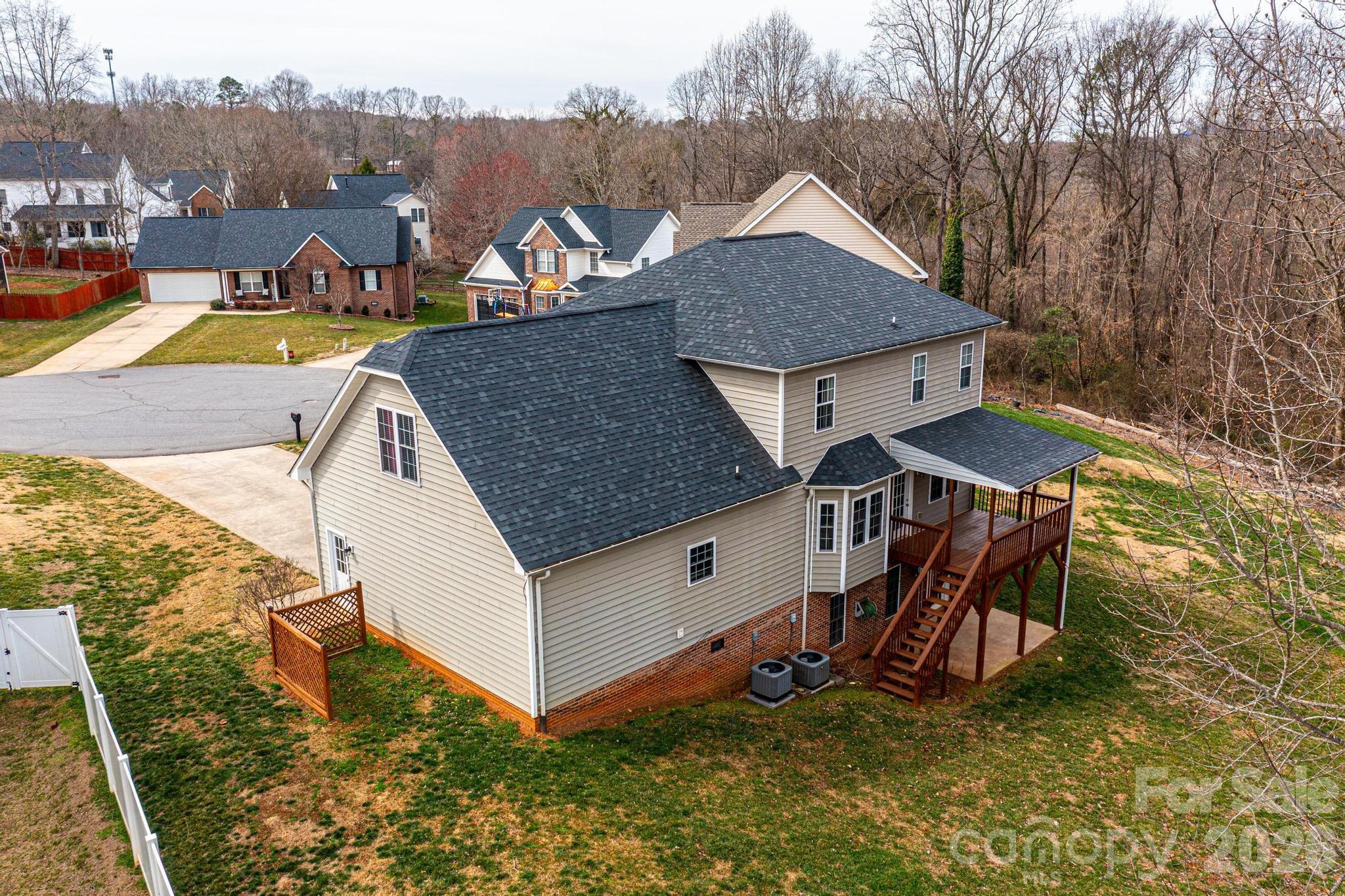 Old River Falls - Residential