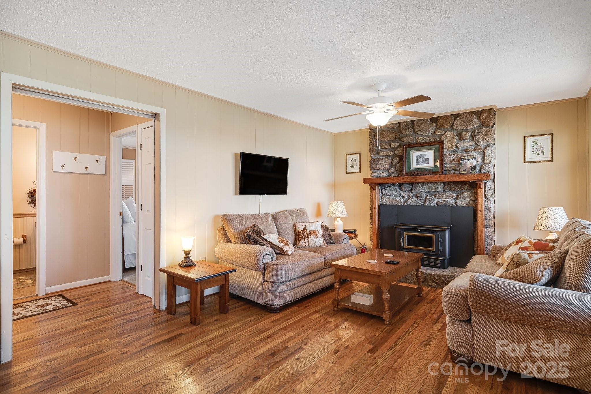 Wolf Laurel - Residential