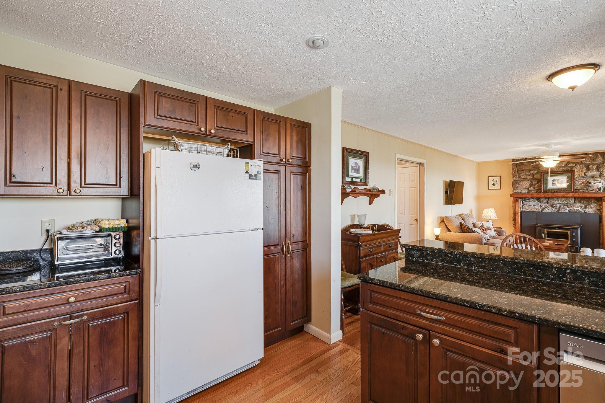 Wolf Laurel - Residential