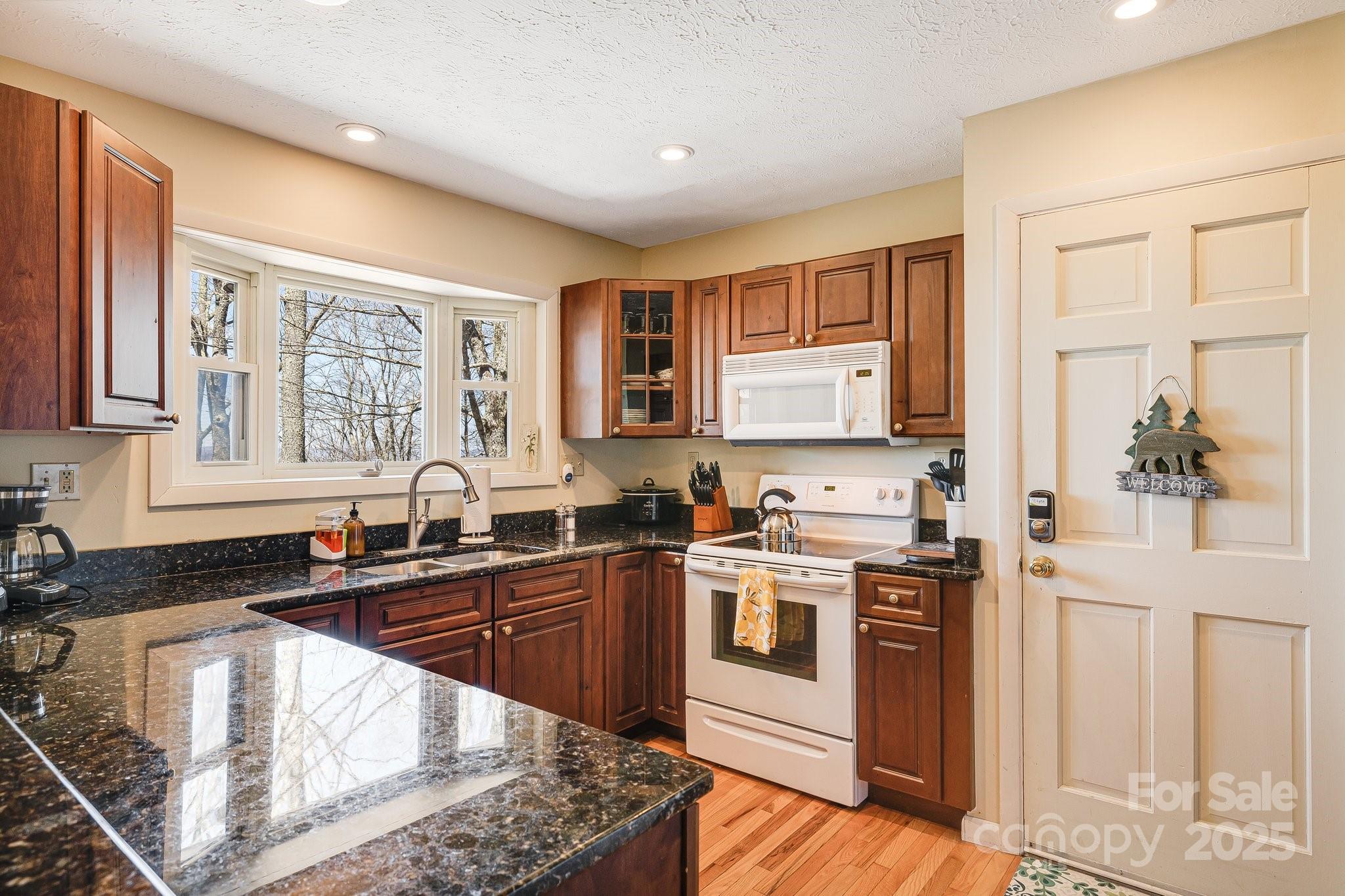 Wolf Laurel - Residential