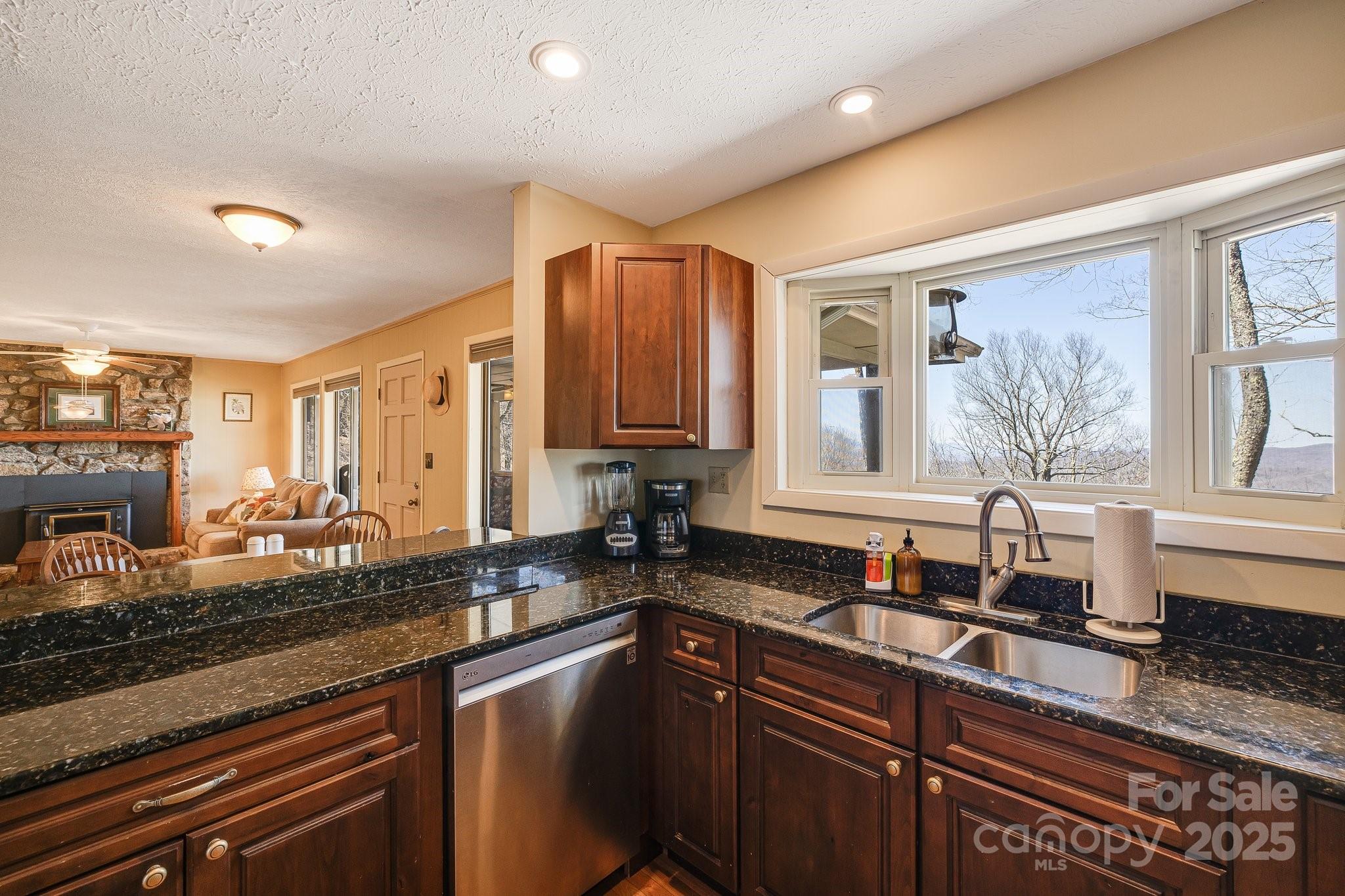 Wolf Laurel - Residential