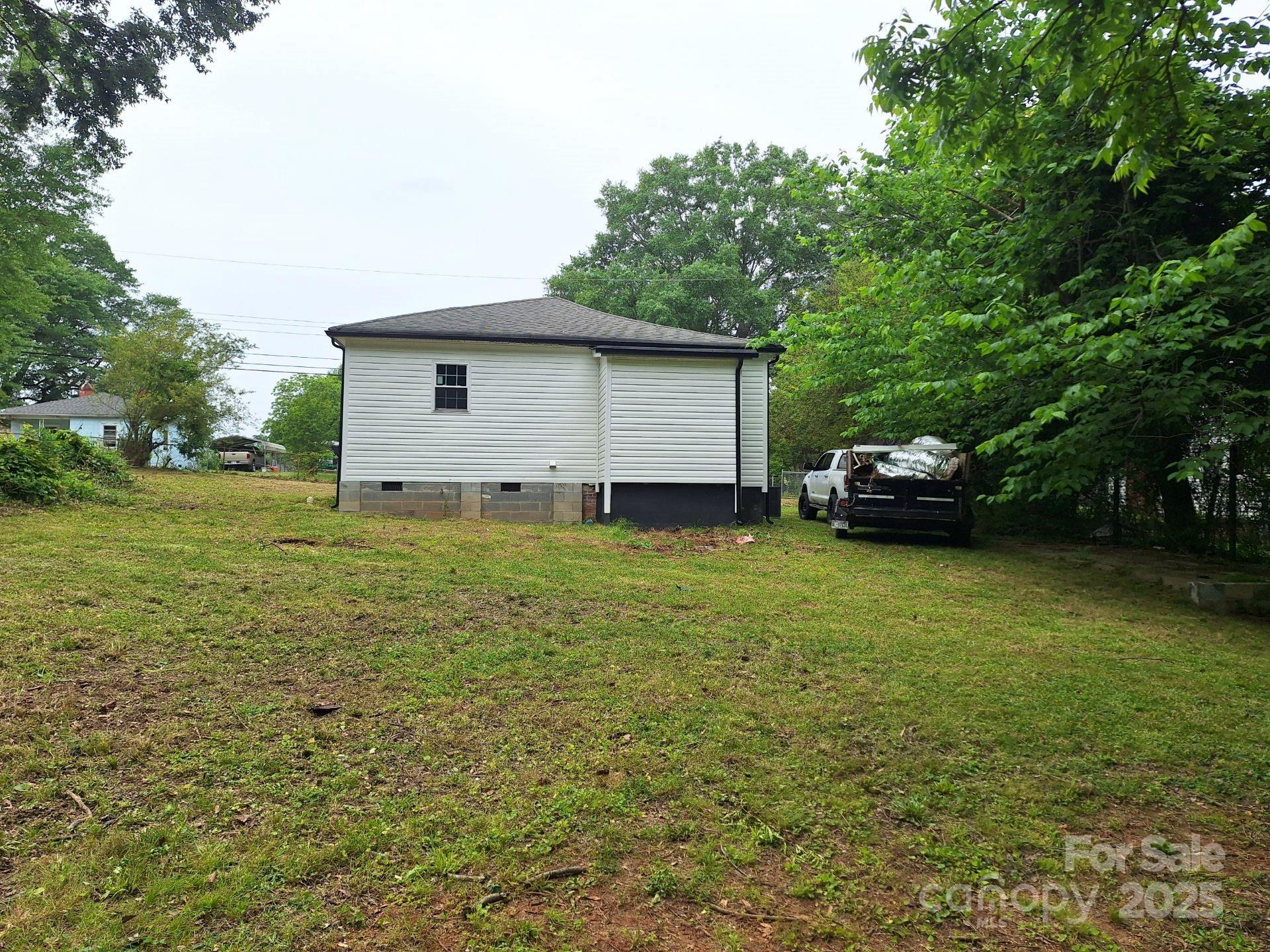 720 Mutual Road