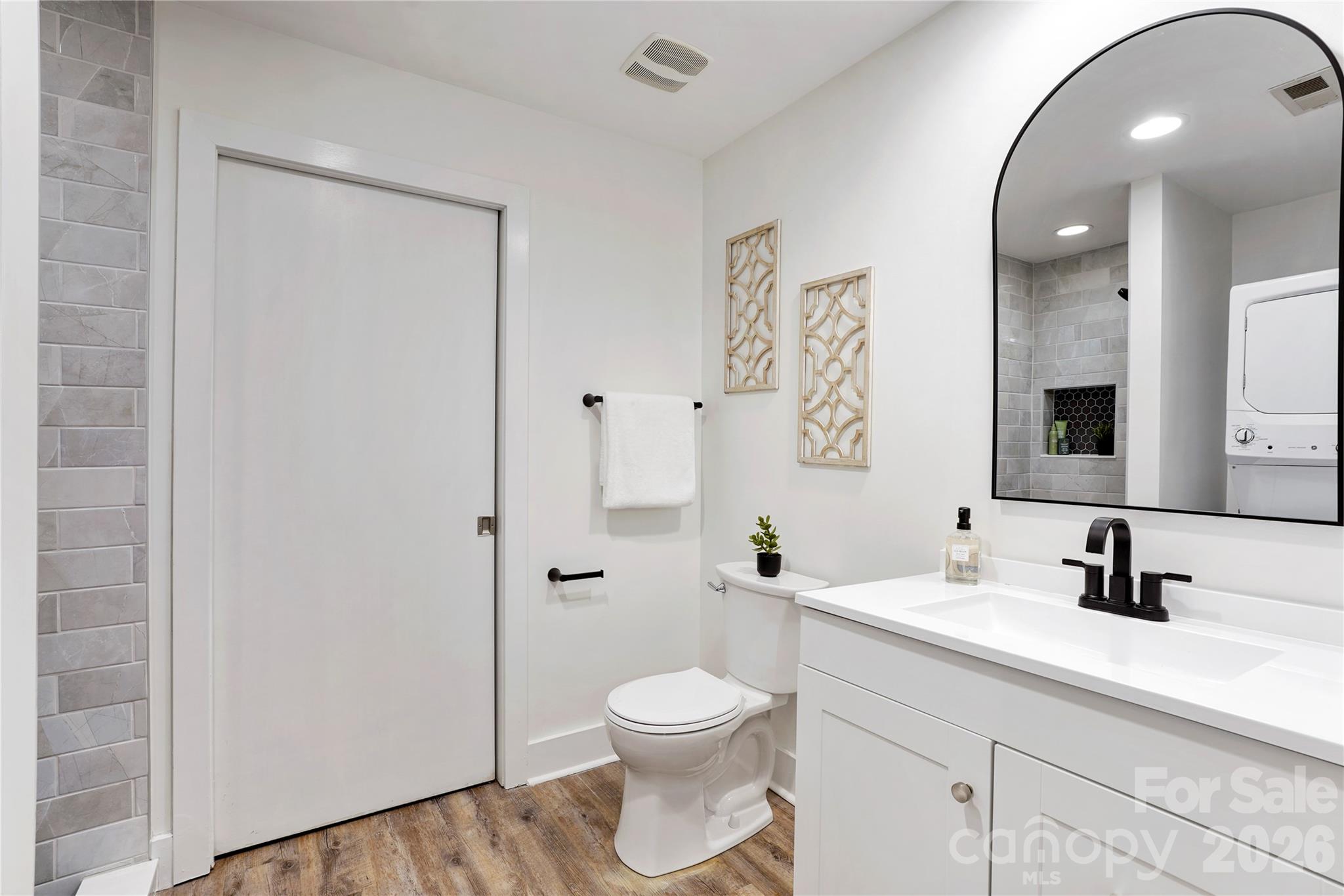 Central 27 - Residential