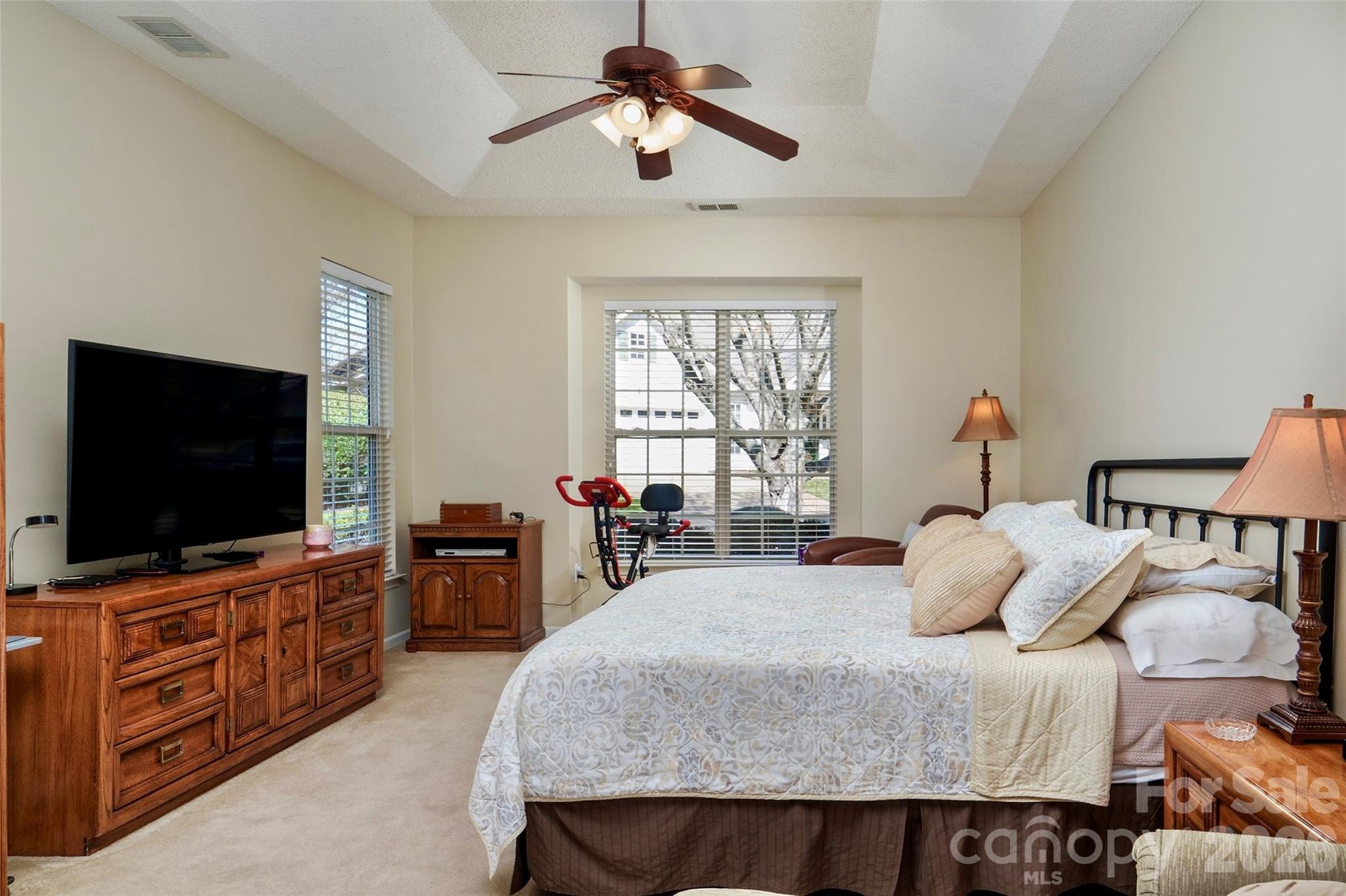 Huntington Ridge - Residential