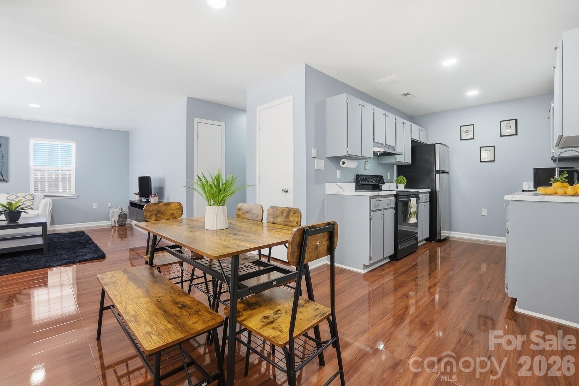 Thomasboro - Residential
