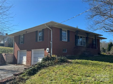 73 Morgan Street Candler NC 28715