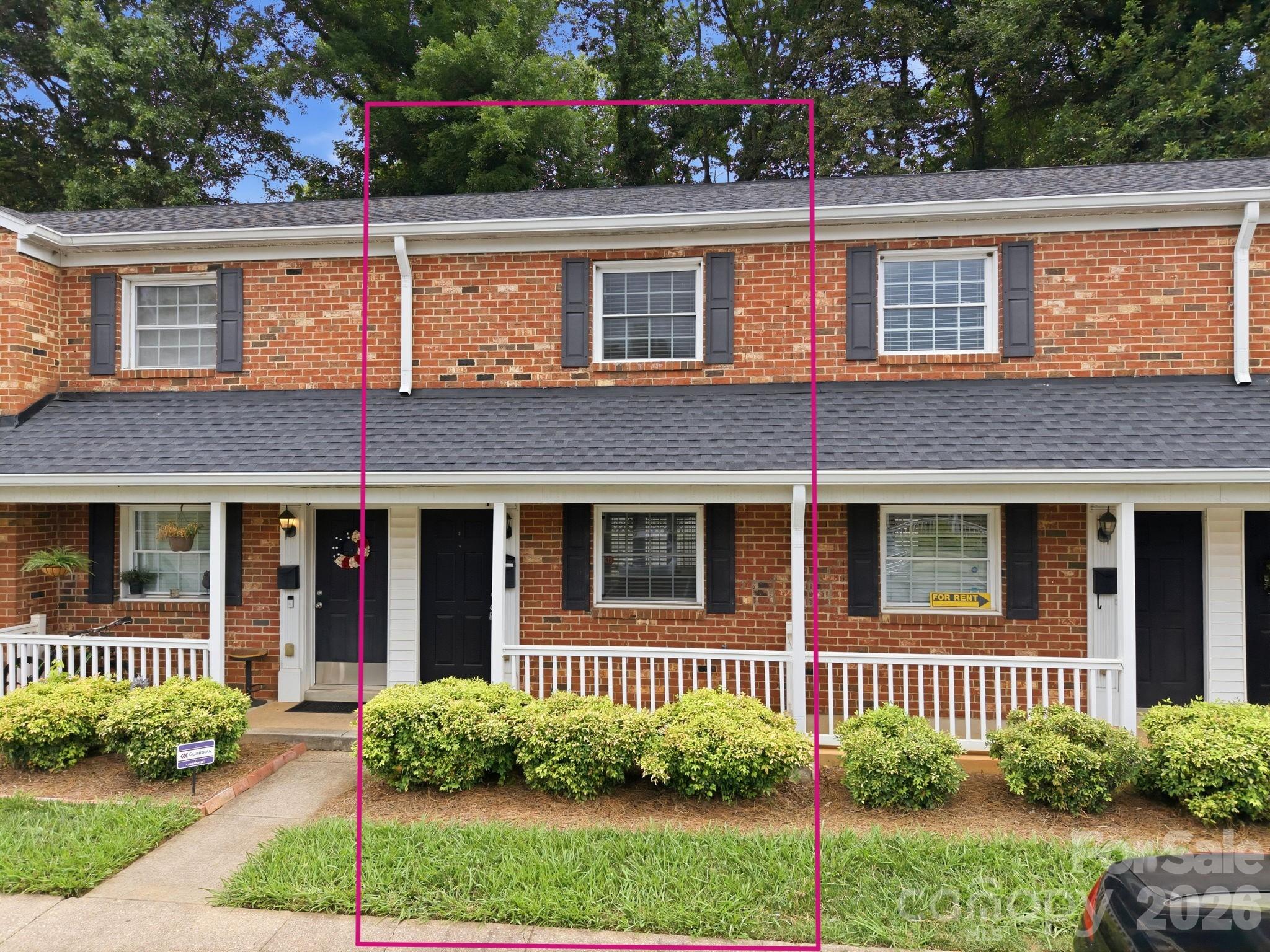 1215 Green Oaks Lane I