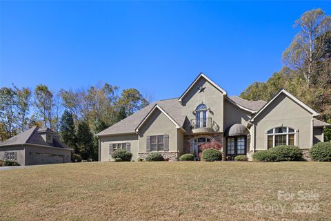 153 Burge Mountain Road Hendersonville NC 28792