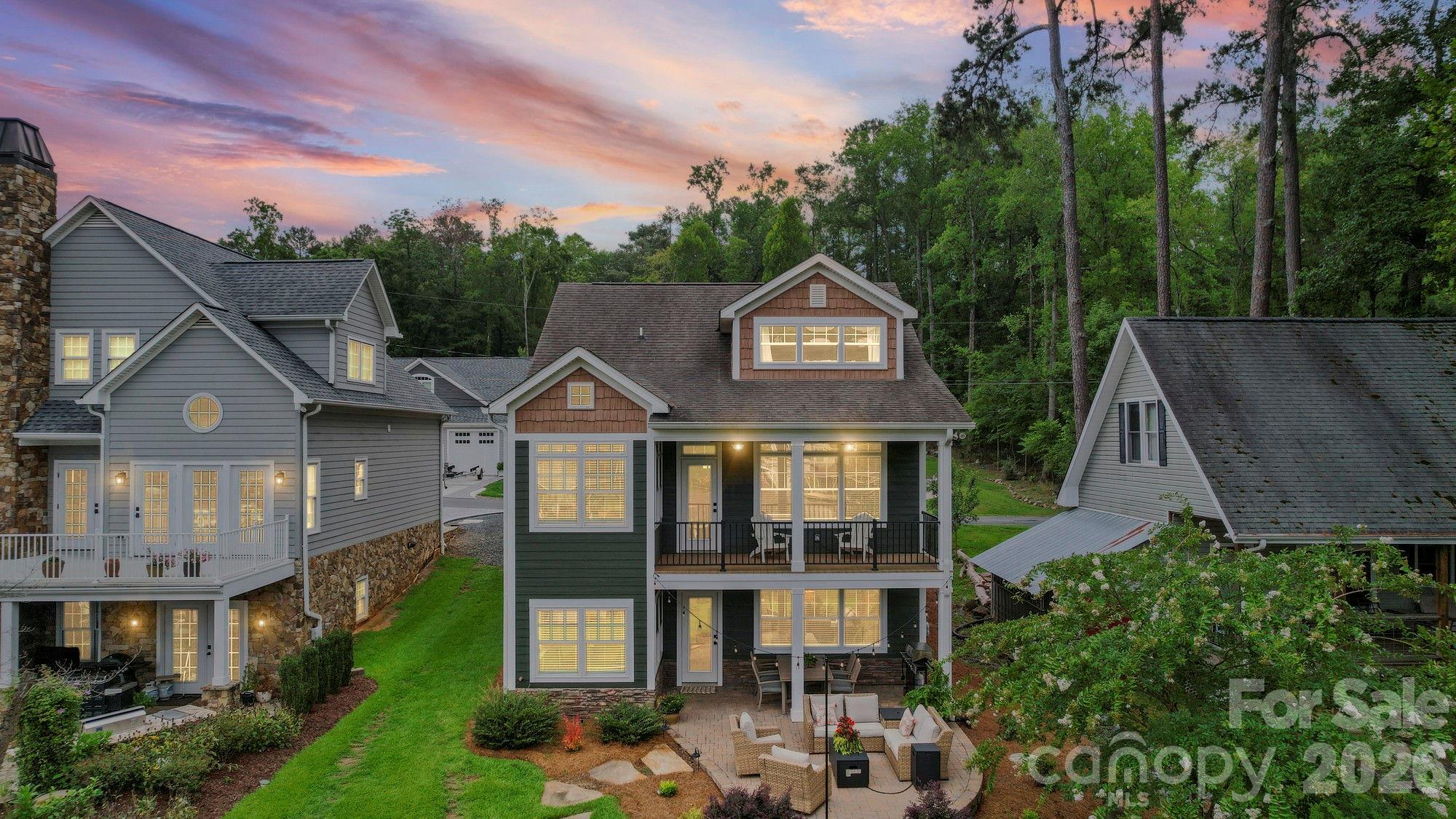 698 Lake Head Road