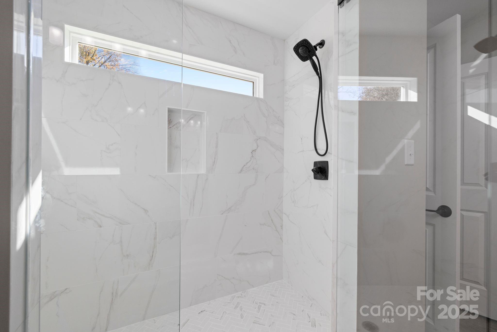 Lincoln Forest - Residential