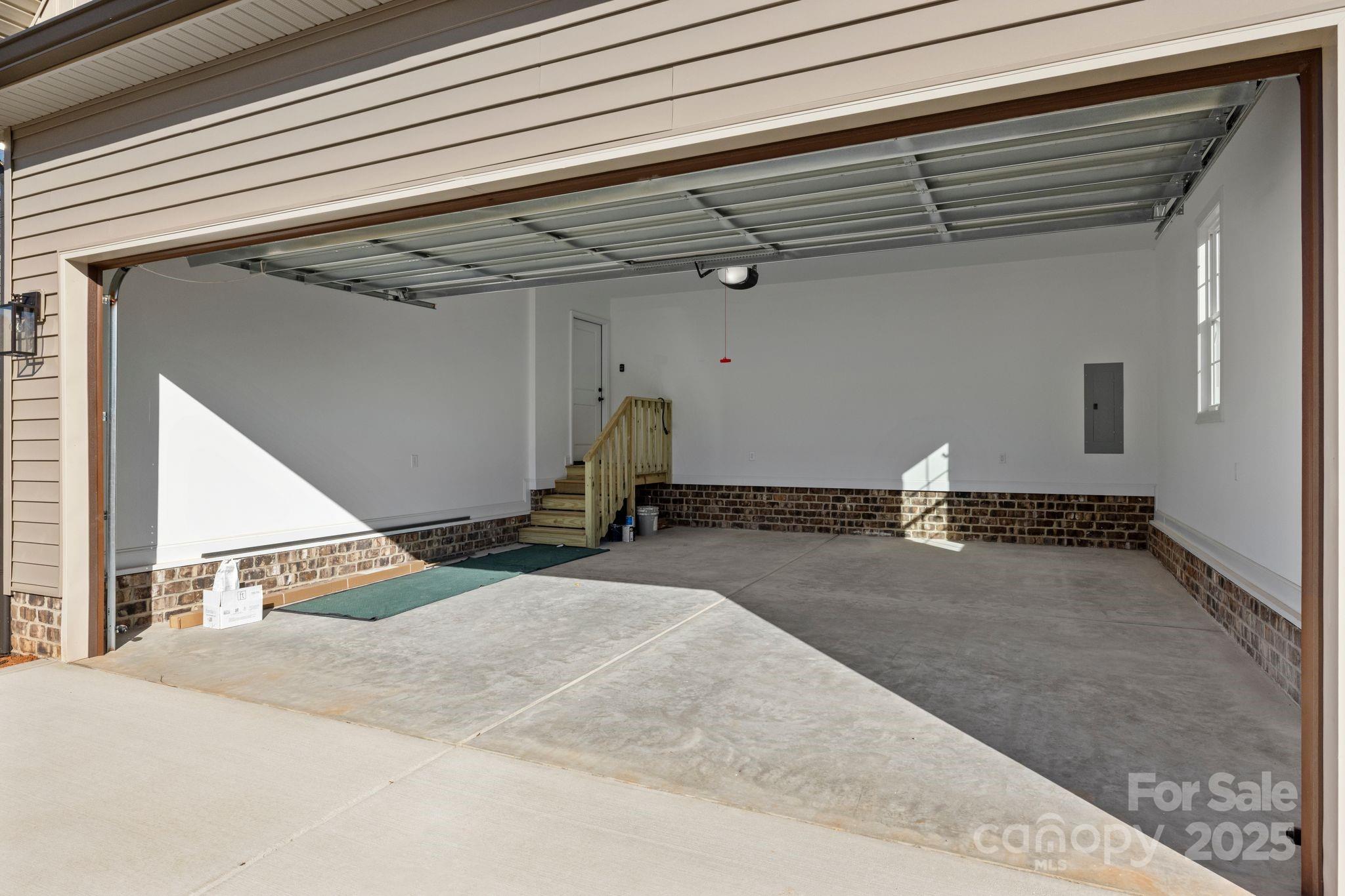 Lincoln Forest - Residential