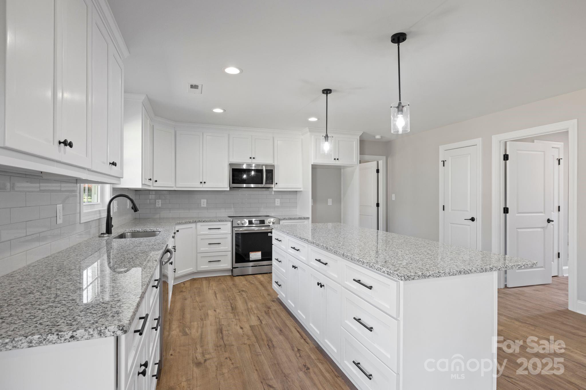 Lincoln Forest - Residential