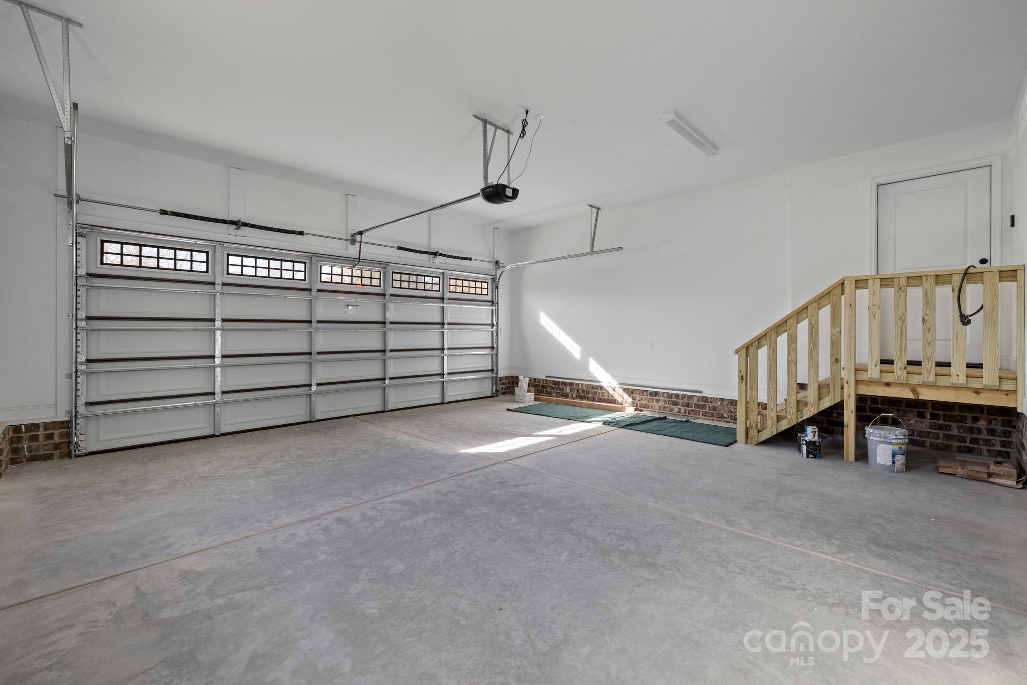 Lincoln Forest - Residential