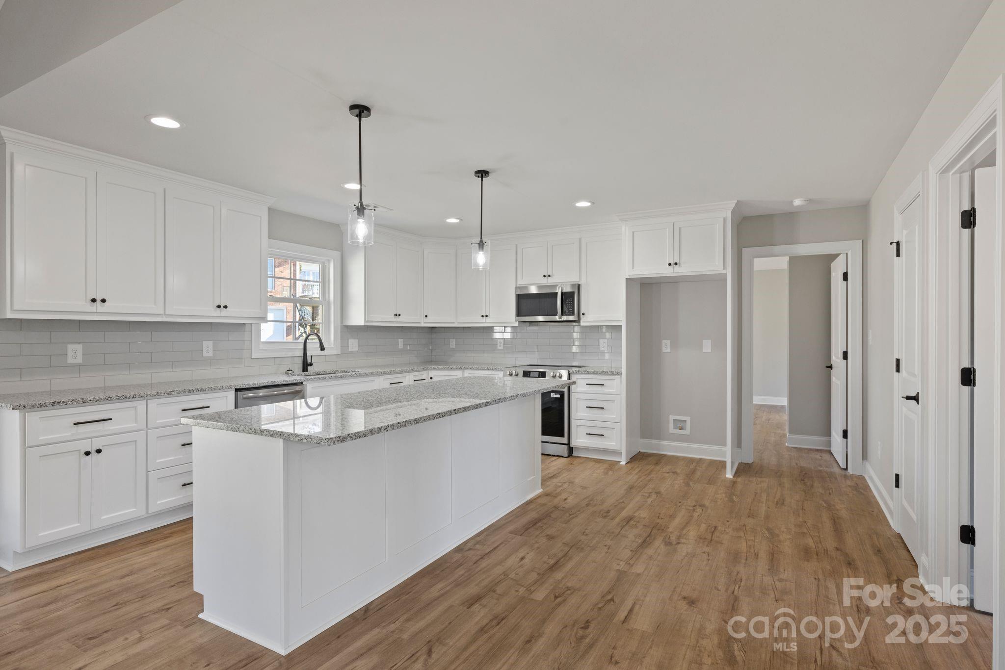 Lincoln Forest - Residential