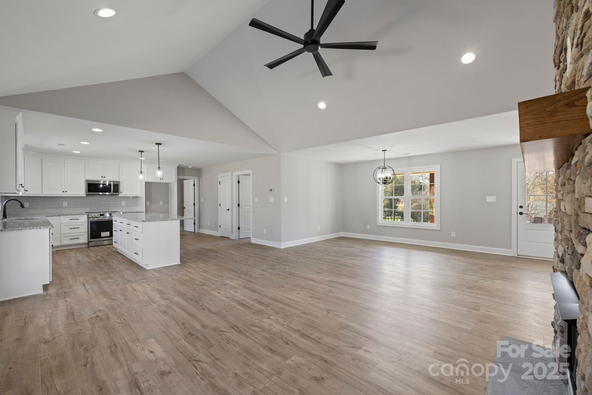 2583 Wallace Acres Lane