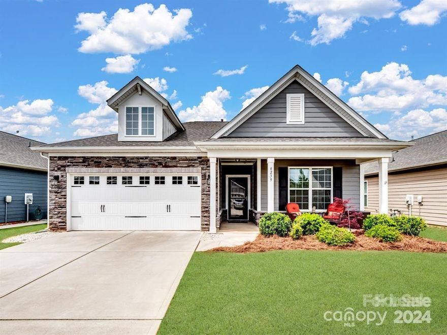 Check out this beautiful 3 bedroom home in the highly sought after community Walnut Creek! Neighborhood features pools, playgrounds, tennis courts, and walking trails. Convenient access to Waxhaw, Lancaster, and Ballantyne.