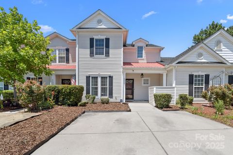 4313 Eaves Lane Charlotte NC 28215