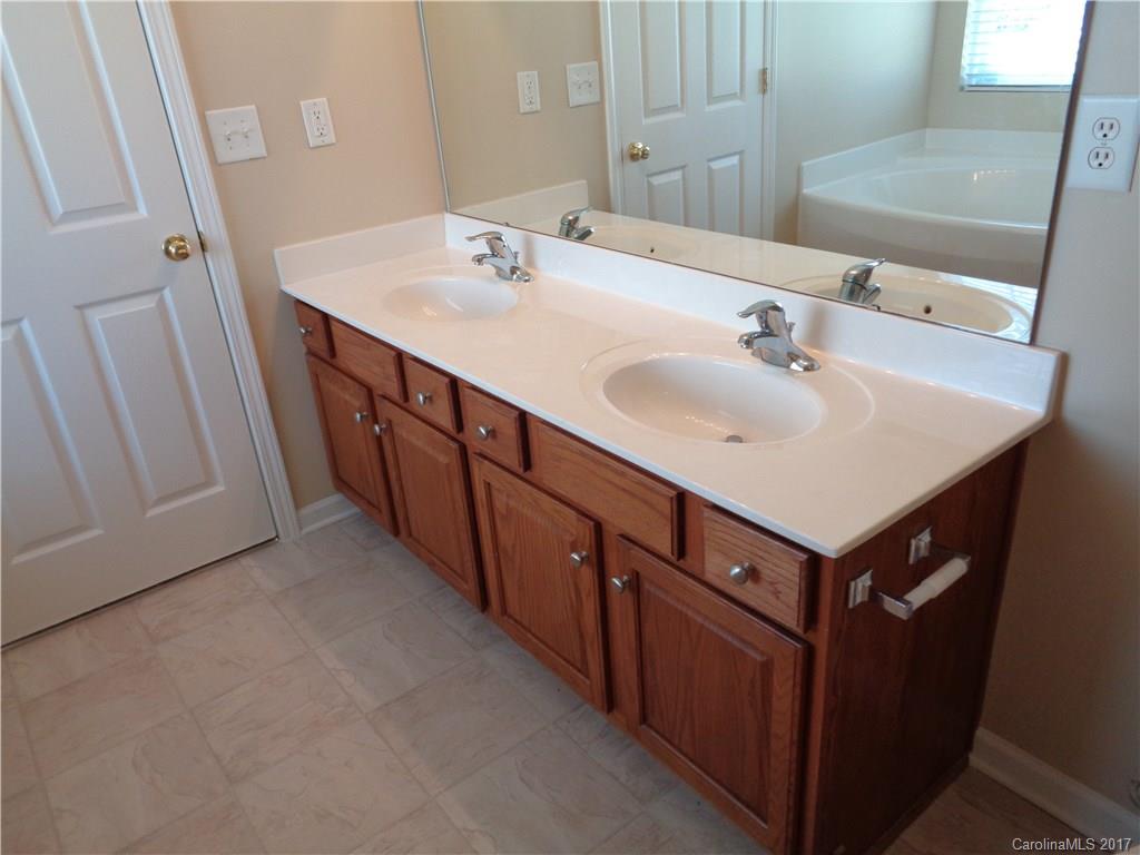 Planters Walk - Residential Lease