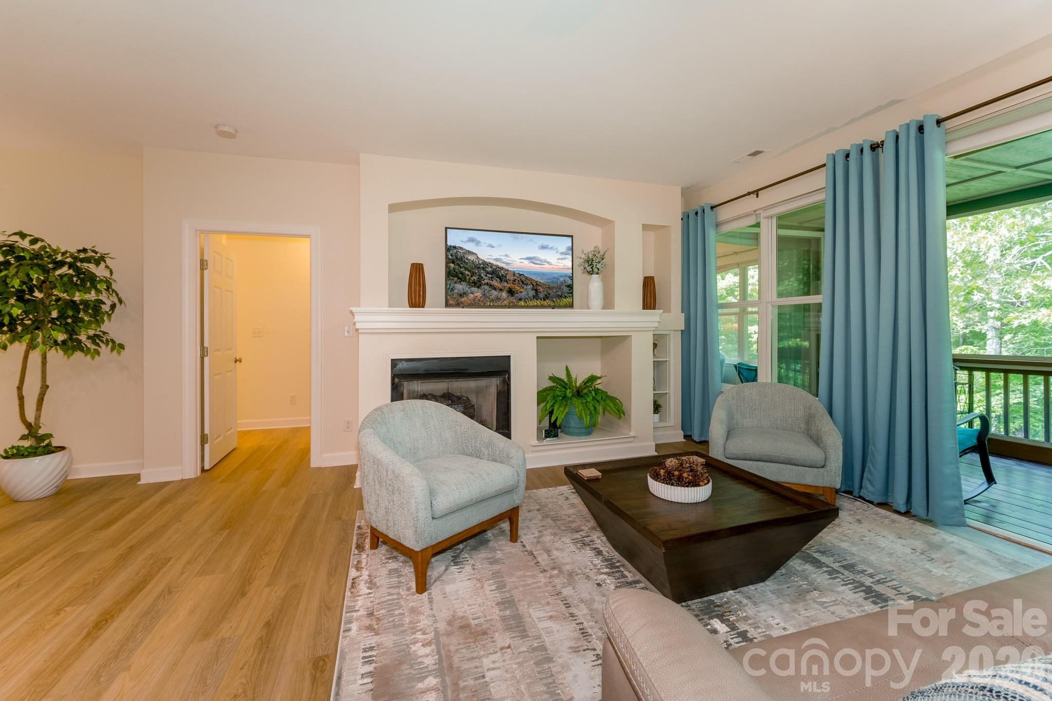 99 Ridgetop Circle 202
