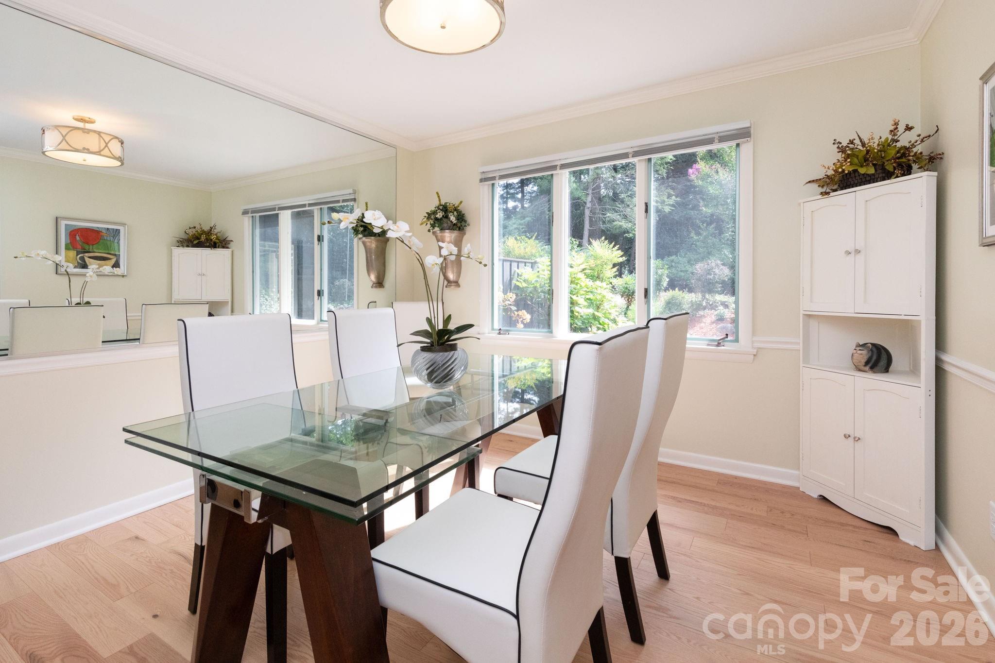 301 Crowfields Lane