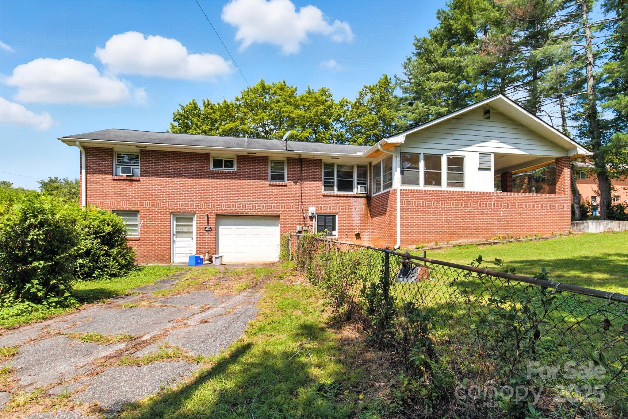 Haywood Hills - Residential