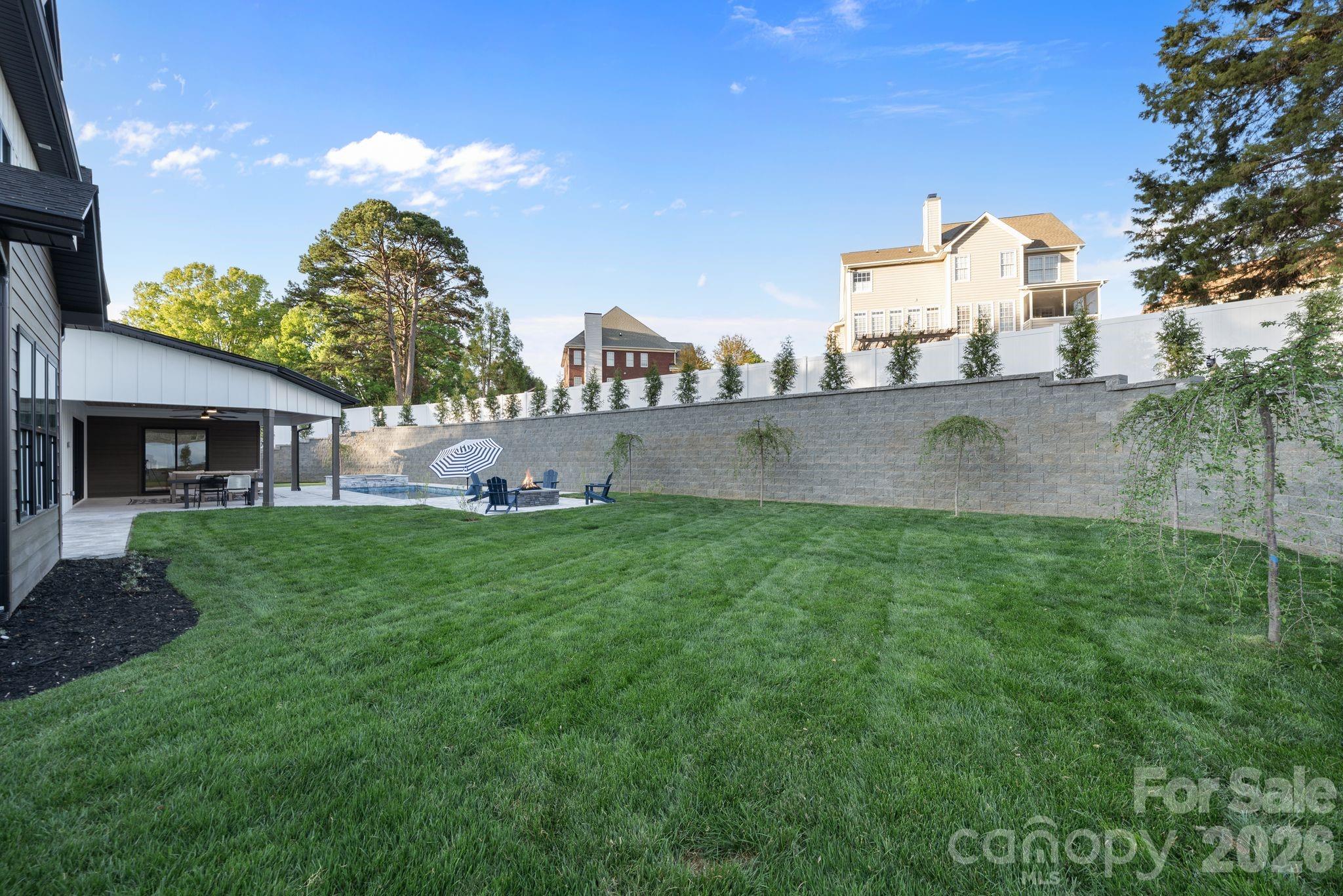 Woodland Hills - Residential
