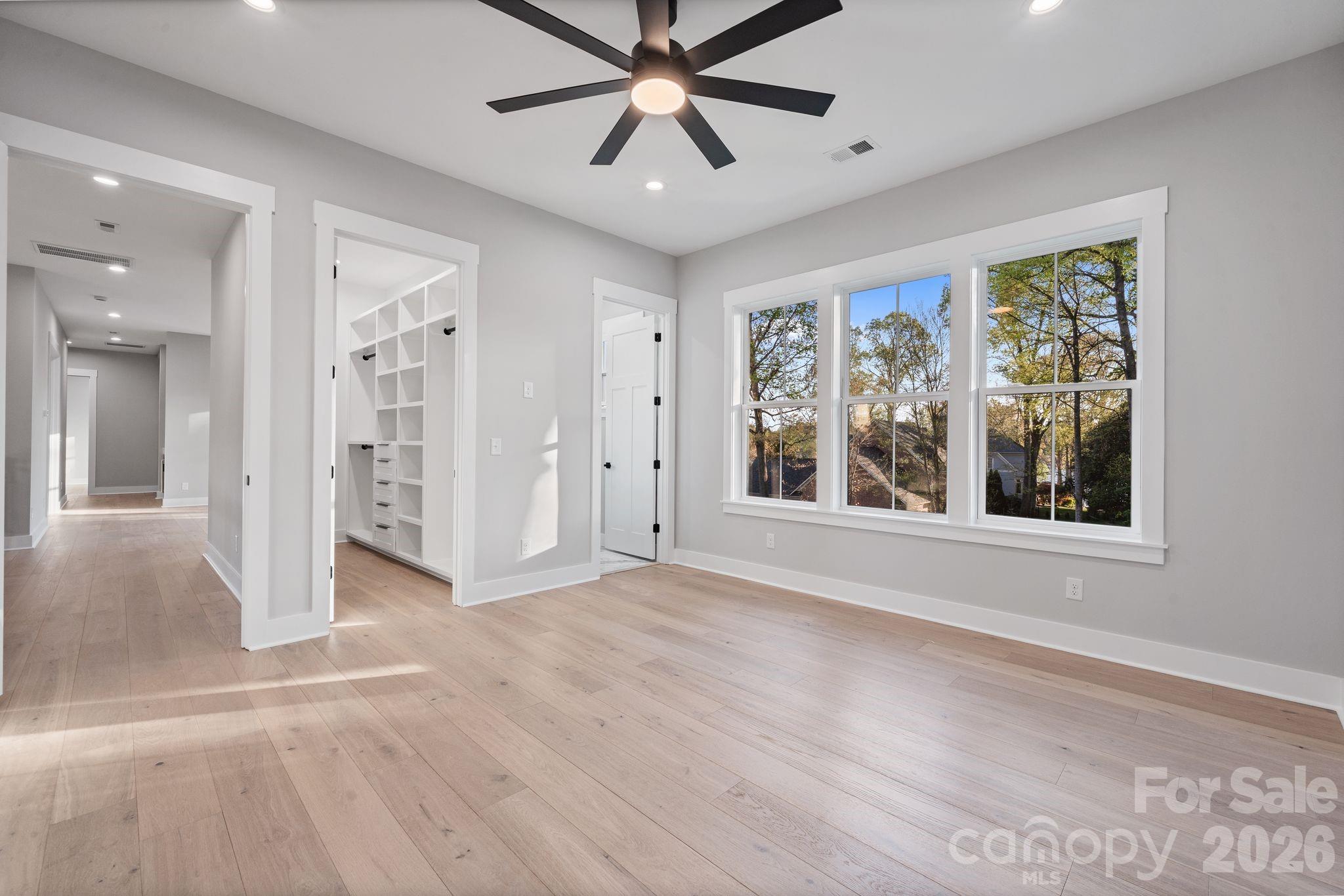 Woodland Hills - Residential