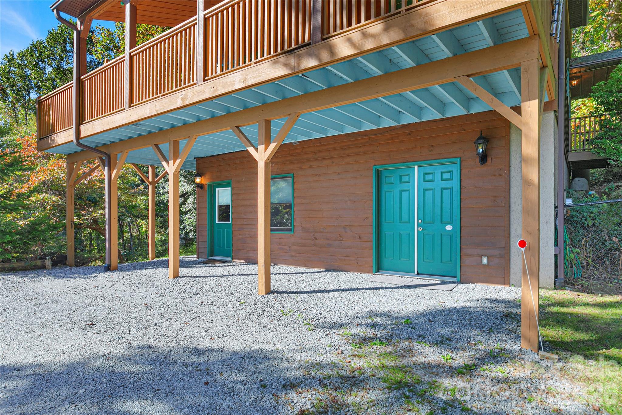 373 Lynn Crest Drive