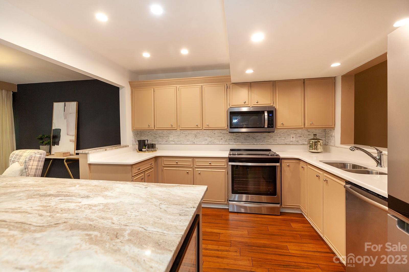 River Hills - Residential