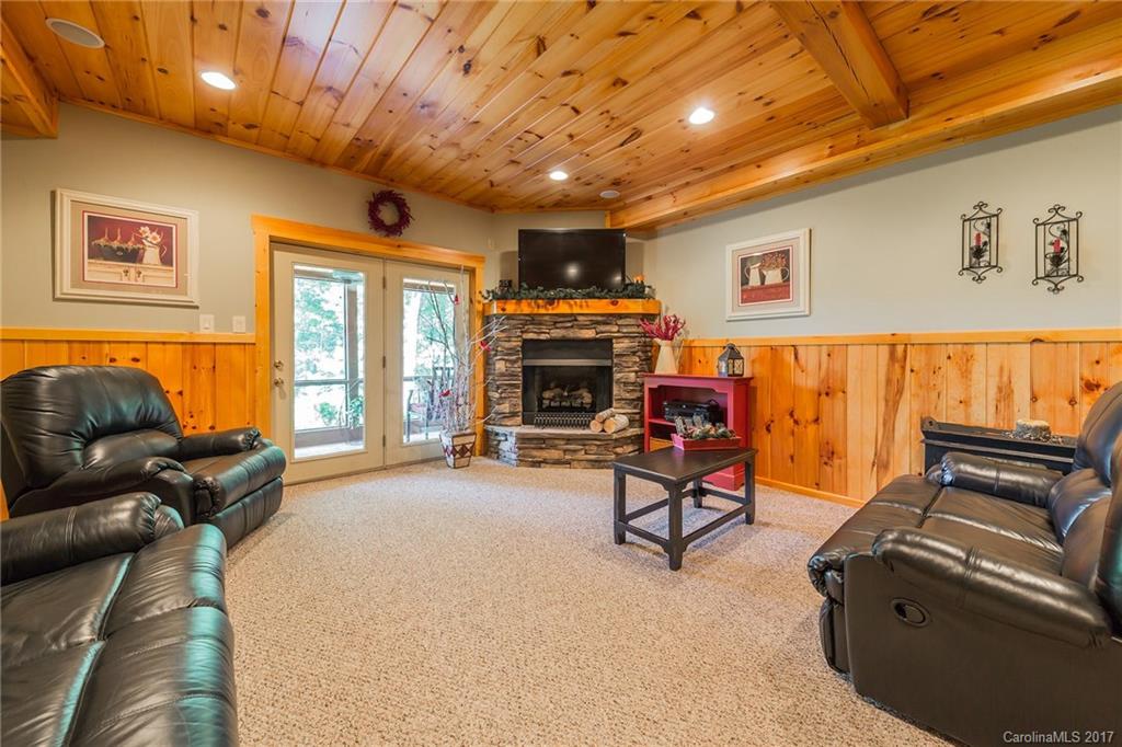 Rumbling Bald on Lake Lure - Residential
