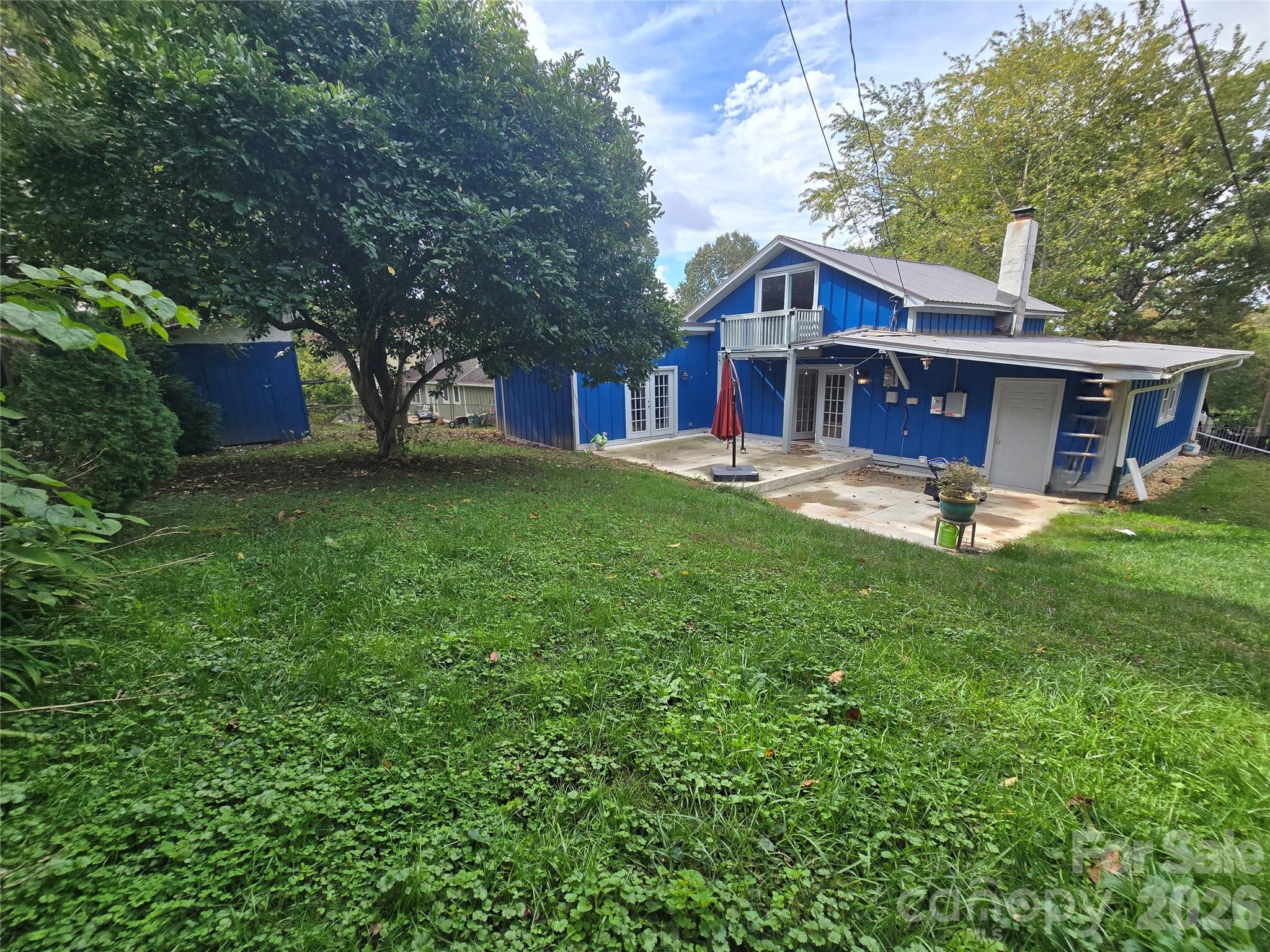 Royal Pines - Residential