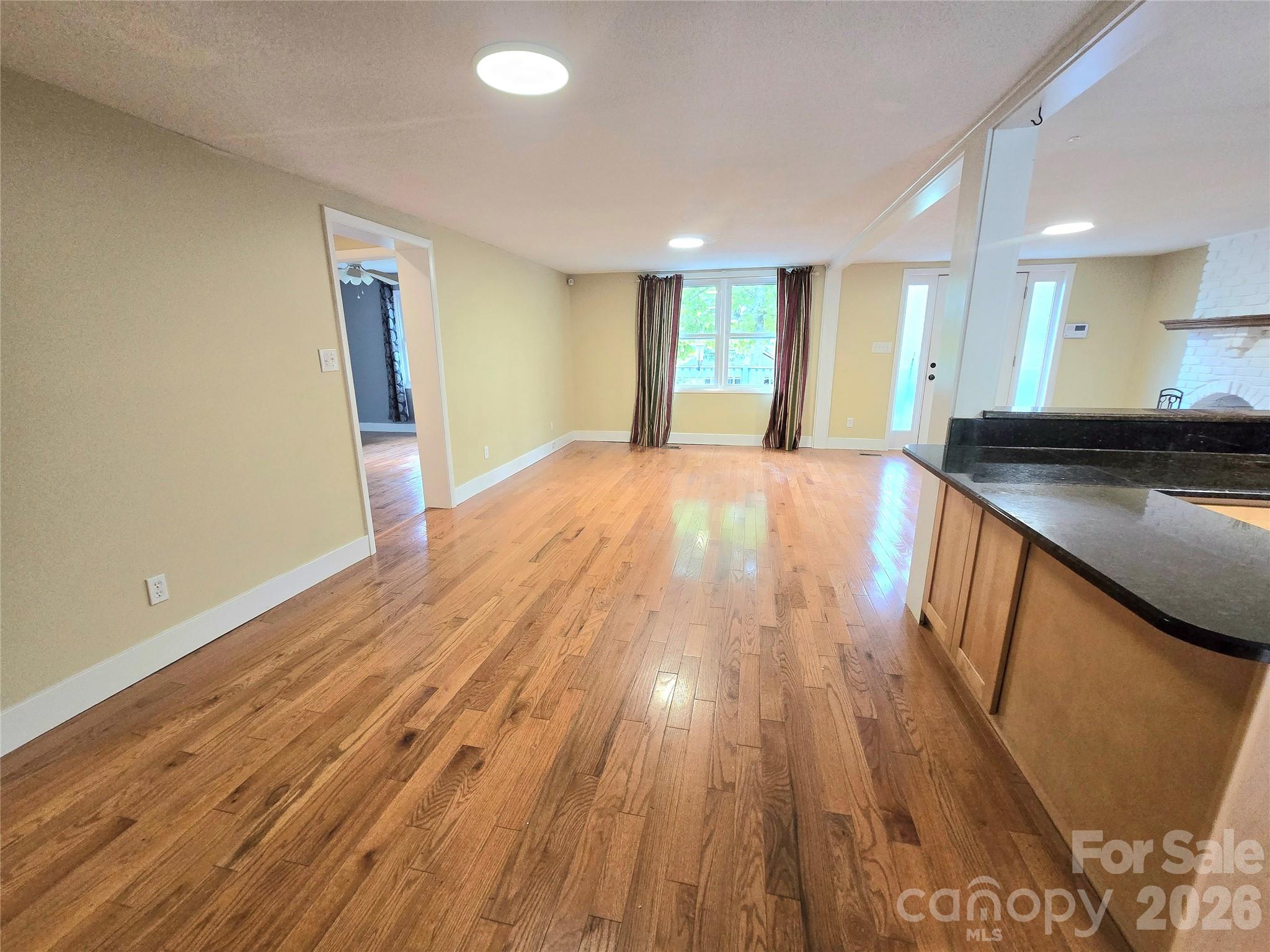 Royal Pines - Residential