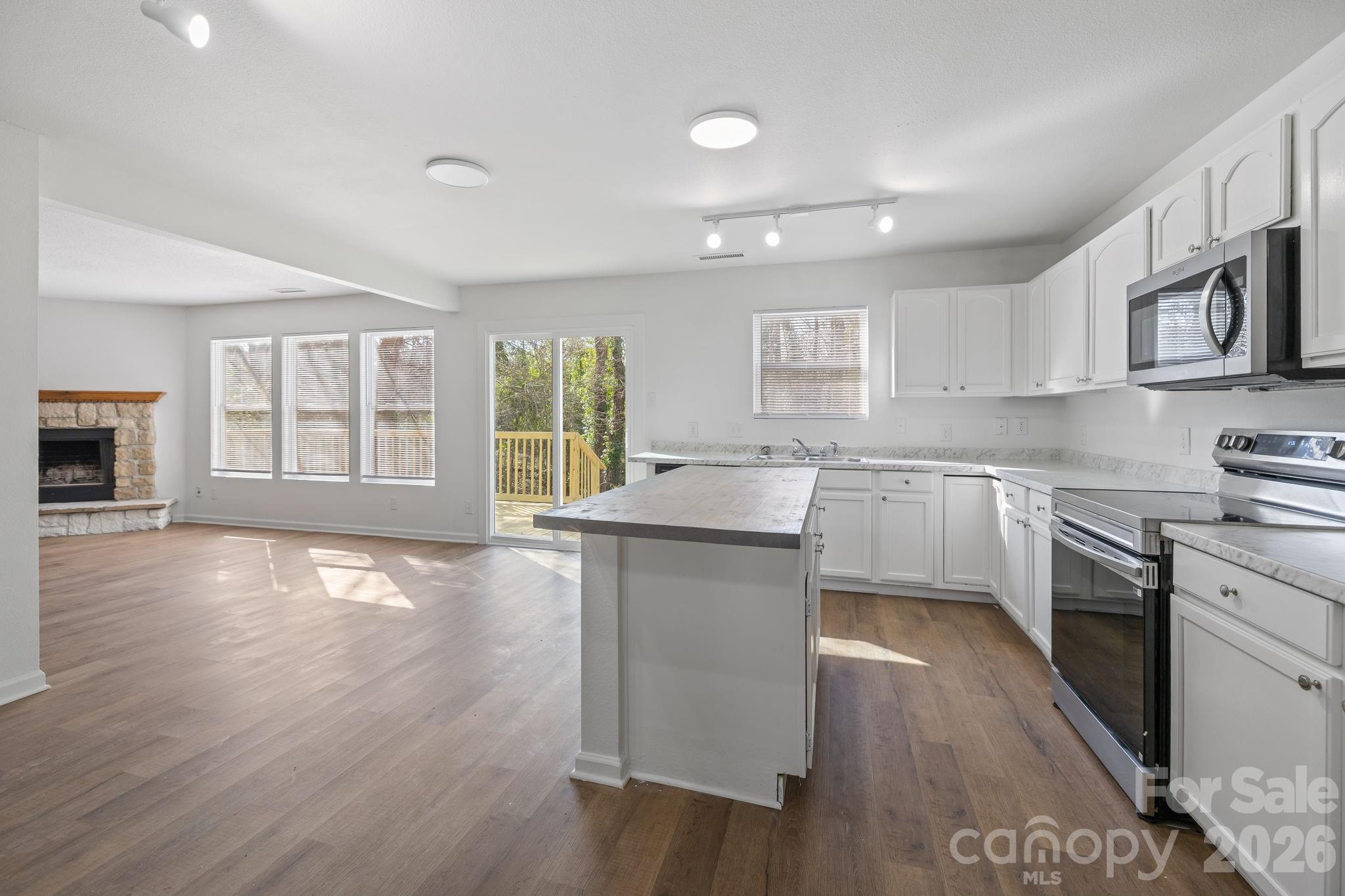 Herons Pond - Residential