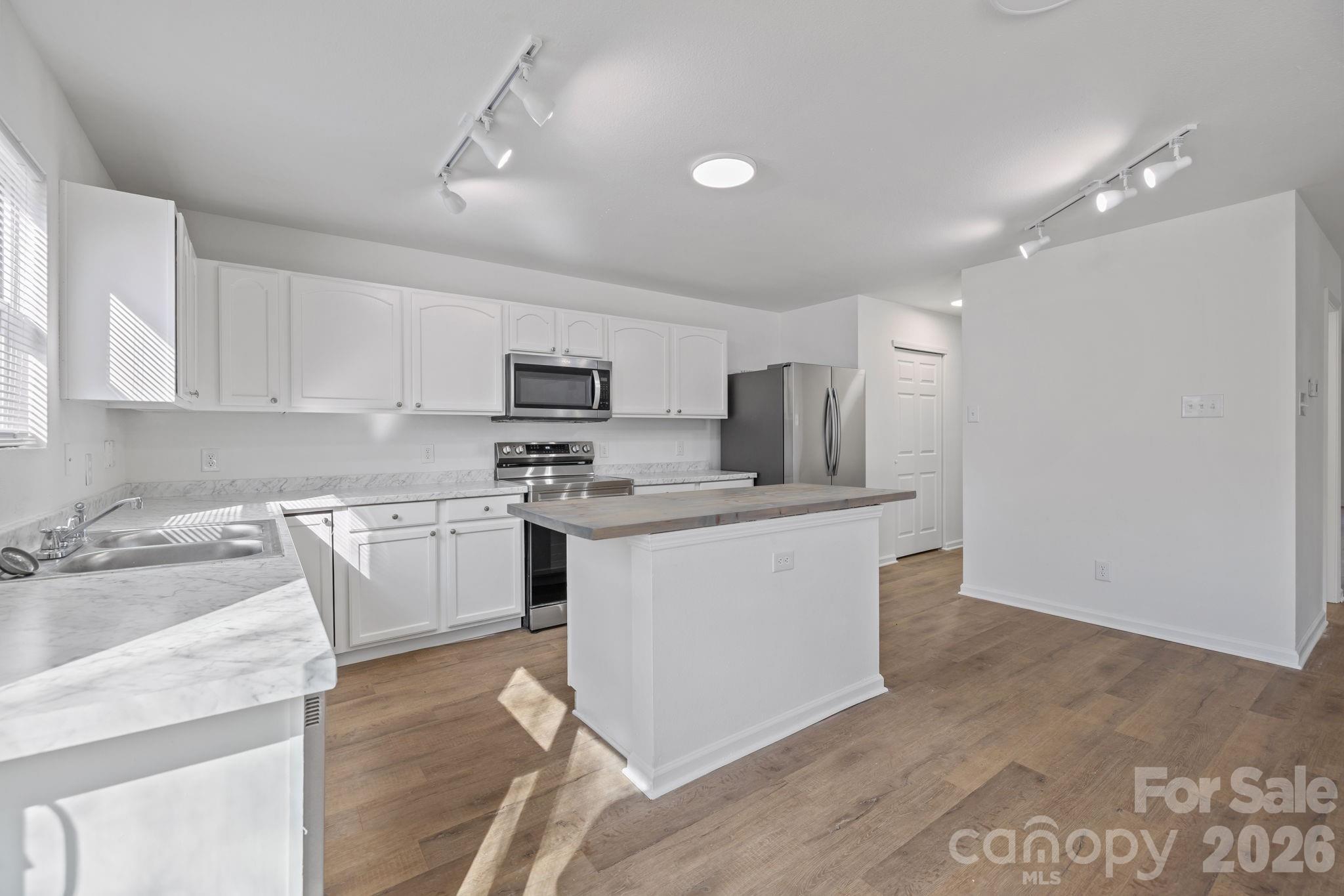 Herons Pond - Residential